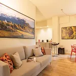 Lucy\'S Apartment